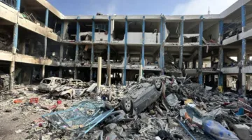 استشهاد 4 فلسطينيين، من بينهم 3 أفراد من عائلة واحدة، جراء قصف الاحتلال في غزة
