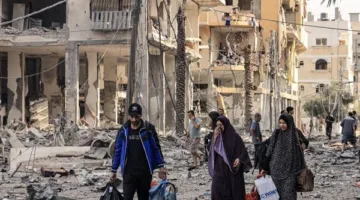 صحفي: إسرائيل تستغل المساعدات كوسيلة للإبادة والتهجير للفلسطينيين.