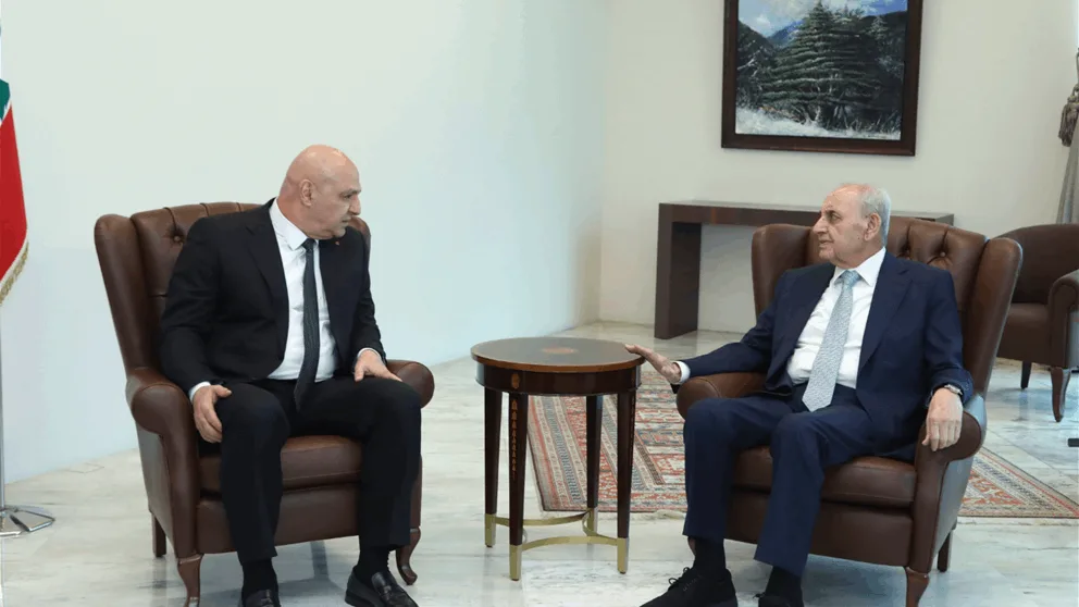 اجتماع بين الرئيسين بري وعون في بعبدا.. مراسل الجديد يقدم لنا التفاصيل اجتماع بين الرئيسين بري وعون في بعبدا.. مراسل الجديد يقدم لنا التفاصيل