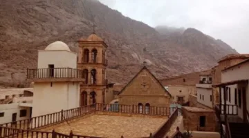 مصر تعلن التزامها بحماية “وضع” دير سانت كاترين بعد حكم أثار مخاوف في اليونان