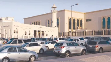 وزارة الداخلية تنبه من توقف السيارات بشكل عشوائي أمام المساجد والطرق المؤدية إليها