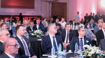 وزير البترول يثني على دور الذكاء الاصطناعي في تحسين كفاءة الإنتاج خلال احتفال هاليبرتون