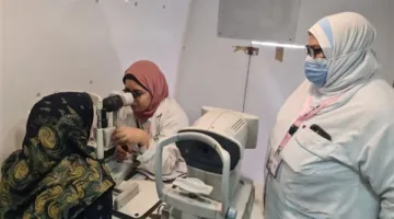 فحص 1220 شخصًا خلال قافلة صحية مجانية في قرية زاوية فريج بمركز كوم حمادة