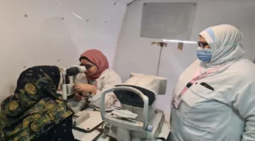 بالمجان.. فحص وعلاج 1220 شخصًا خلال حملة طبية في كوم حمادة بالبحيرة