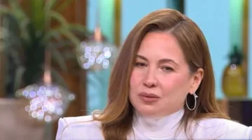 ريّا أبي راشد تكشف عن تفاصيل مثيرة حول تجربتها الأولى في عالم التمثيل.
