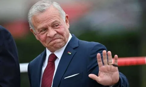يبدو أن هناك شيئًا ساخنًا يجري: هل ستكون هناك مفاجآت للناس في مناصب رفيعة أم سيتم حل البرلمان؟ وإسرائيل تشارك في “حرب المخدرات”. يبدو أن هناك شيئًا ساخنًا يجري: هل ستكون هناك مفاجآت للناس في مناصب رفيعة أم سيتم حل البرلمان؟ وإسرائيل تشارك في “حرب المخدرات”.