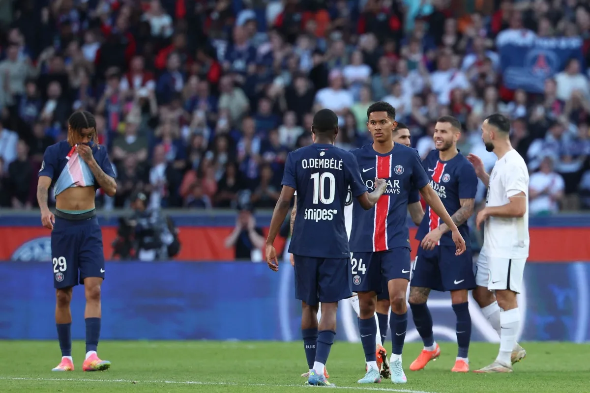نهائي دوري أبطال أوروبا: باريس سان جيرمان يسعى للحصول على لقبه الأول وإنتر ينتظر النجمة الرابعة. نهائي دوري أبطال أوروبا: باريس سان جيرمان يسعى للحصول على لقبه الأول وإنتر ينتظر النجمة الرابعة.