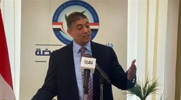 رئيس حزب الإصلاح والنهضة يلتقي بلجنة إدارة الانتخابات لمناقشة الترتيبات البرلمانية.