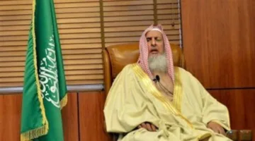 «مفتي السعودية»: أداء الحج بدون تصريح يعد انتهاكًا كبيرًا للشريعة.