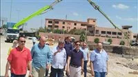 رئيس جامعة بنها يزور مشروع المدرجات المركزية في كفر سعد