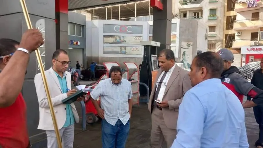 تموين المنيا: بنزين المحطات يلتزم بالمواصفات ولا صحة للشائعات المنتشرة تموين المنيا: بنزين المحطات يلتزم بالمواصفات ولا صحة للشائعات المنتشرة