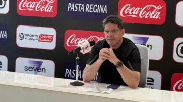 أيمن الرمادي يعبر عن شكره لنجوم الزمالك السابقين ويقدم رسائل هامة قبل مباراة فاركو
