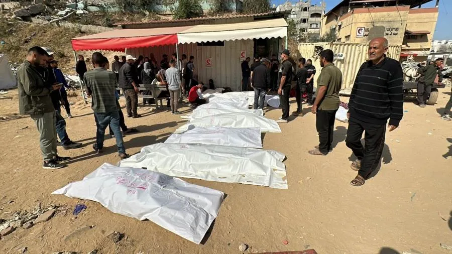 الصحة في غزة: 72 قتيلاً و278 مصاباً خلال الساعات الـ24 الماضية الصحة في غزة: 72 قتيلاً و278 مصاباً خلال الساعات الـ24 الماضية