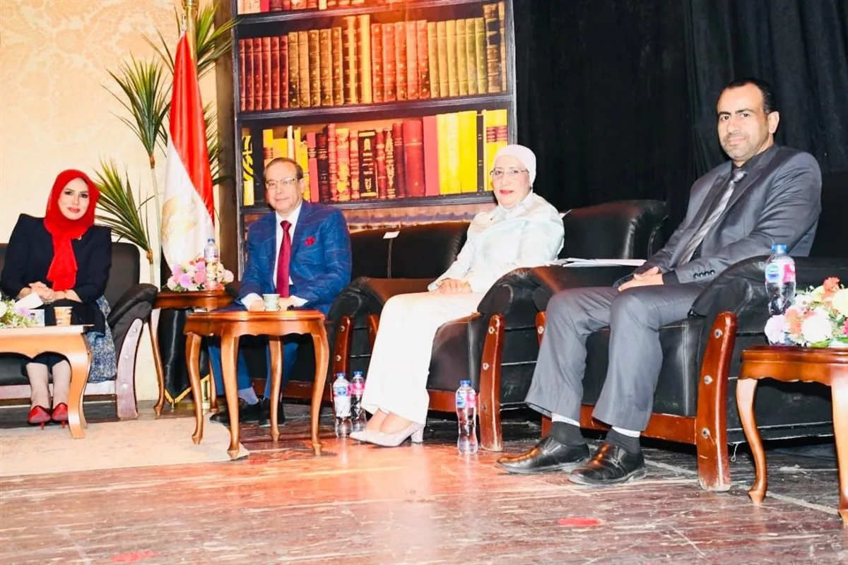 خبراء يستعرضون أعمال مركز الأبحاث الزراعية في التصدي للتغير المناخي خبراء يستعرضون أعمال مركز الأبحاث الزراعية في التصدي للتغير المناخي