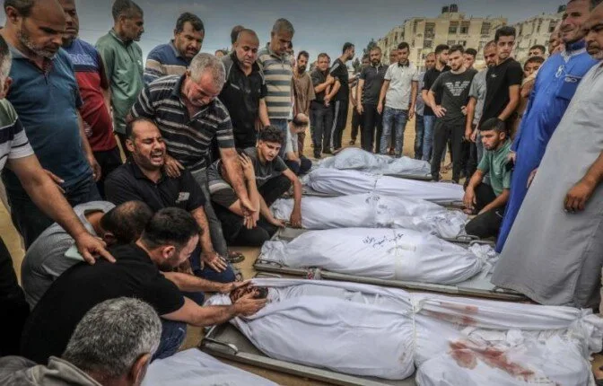 ارتفاع عدد الشهداء الفلسطينيين نتيجة العدوان الإسرائيلي على قطاع غزة إلى 54,321. ارتفاع عدد الشهداء الفلسطينيين نتيجة العدوان الإسرائيلي على قطاع غزة إلى 54,321.