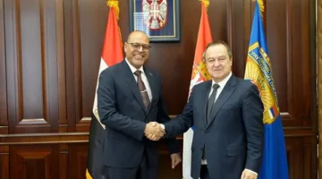 وزير العمل يجرى محادثات مع وزير الداخلية في صربيا