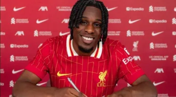 ليفربول يعلن عن توقيع جيريمي فريمبونج.. اكتشف إحصائيات النجم الهولندي