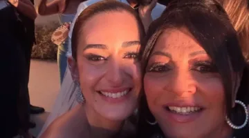عبر صورة من حفل الزفاف… هالة صدقي تقدم تهنئتها لأمينة خليل