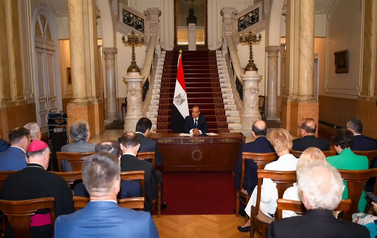 وزير الخارجية يخاطب السفراء الأوروبيين: القرار القضائي يضمن حماية دير سانت كاترين.