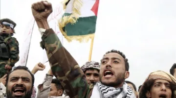 عشرات الآلاف يحتجون في اليمن ضد إبادة غزة واعتداء المستوطنين على الأقصى