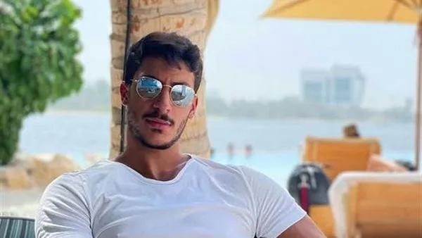 دعاء الجمهور لسبب اعتزال عمر المرزوق الغناء بشكل نهائي دعاء الجمهور لسبب اعتزال عمر المرزوق الغناء بشكل نهائي