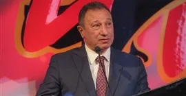 عاجل.. الخطيب ينجح في إنهاء صفقتين بارزتين للأهلي قبل البطولة العالمية