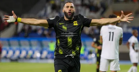 كريم بنزيما يقود الاتحاد للفوز بكأس الملك السعودي. كريم بنزيما يقود الاتحاد للفوز بكأس الملك السعودي.