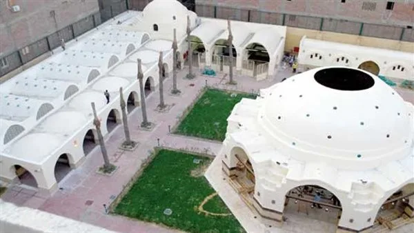 “النسخة الفنية”.. ورشة عمل في مركز راتب صديق الثقافي اليوم “النسخة الفنية”.. ورشة عمل في مركز راتب صديق الثقافي اليوم