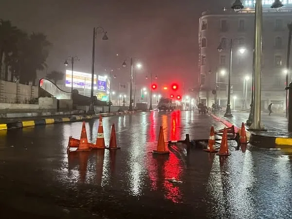 عاجل.. عاصفة رعدية تؤثر على سواحل الإسكندرية (صور) عاجل.. عاصفة رعدية تؤثر على سواحل الإسكندرية (صور)