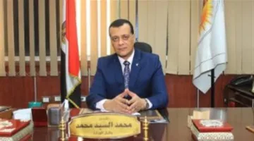 امتحانات الشهادة الإعدادية: مدير تعليم سوهاج يتابع سير الامتحانات من غرفة العمليات المركزية