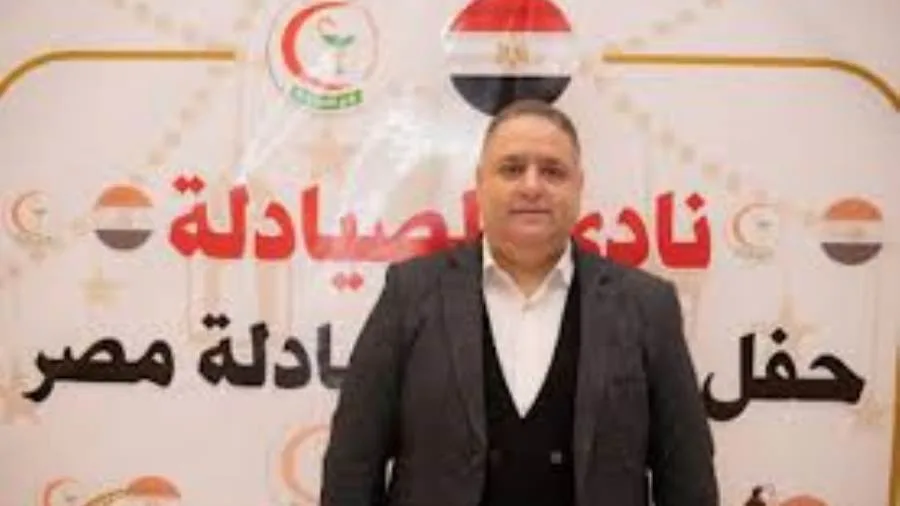 رئيس جمعية الصيادلة: أزمة “التسعيرتين” تُعتبر جرحًا نازفًا في قطاع الصيدلة رئيس جمعية الصيادلة: أزمة “التسعيرتين” تُعتبر جرحًا نازفًا في قطاع الصيدلة