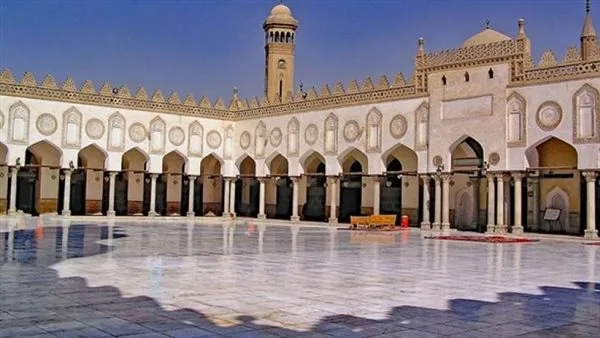 الأزهر الشريف يبين معايير العلاقة بين الزوجين