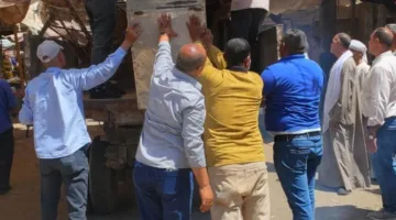 حملات واسعة لإزالة التعديات والإشغالات في شوارع مدينة القوصية بأسيوط
