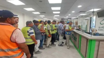 سوف تتلقى 1500 جنيه: تفاصيل موعد صرف منحة العمالة غير المنتظمة 2025 وكيفية الاستفسار عنها.