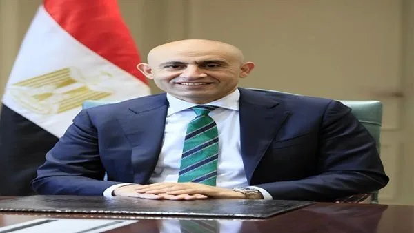 وزير التعليم يعلن عن برامج تدريبية للمعلمين حول المناهج الحديثة بالتعاون مع اليونيسف وزير التعليم يعلن عن برامج تدريبية للمعلمين حول المناهج الحديثة بالتعاون مع اليونيسف