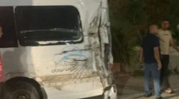 إصطدام متعمد من مركبات إسرائيلية بحافلة تحمل حجاجاً فلسطينيين (فيديو)