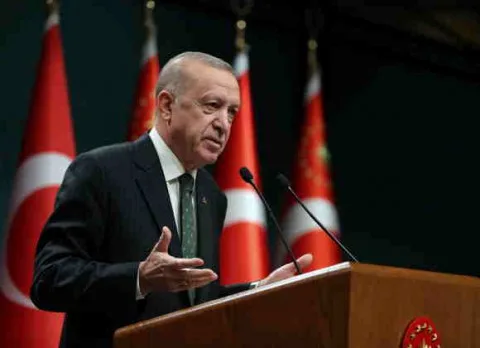 أردوغان يطلق موجة جديدة من الاعتقالات تستهدف شخصيات بارزة، والمعارضة تطالب بعقد اجتماع عاجل. أردوغان يطلق موجة جديدة من الاعتقالات تستهدف شخصيات بارزة، والمعارضة تطالب بعقد اجتماع عاجل.