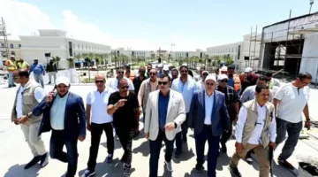 وزير الإسكان يزور موقع إنشاء كوبري C3 ومشروع سكن لجميع المصريين في العلمين الجديدة