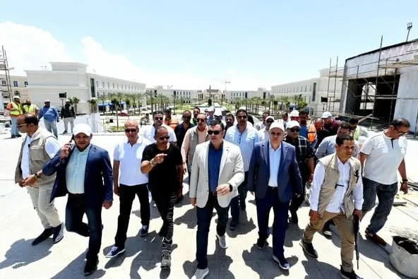 وزير الإسكان يزور موقع إنشاء كوبري C3 ومشروع سكن لجميع المصريين في العلمين الجديدة وزير الإسكان يزور موقع إنشاء كوبري C3 ومشروع سكن لجميع المصريين في العلمين الجديدة