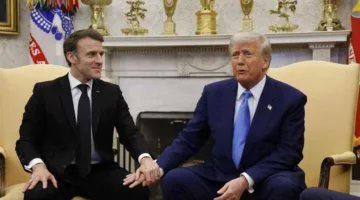 الرئيس الأميركي دونالد ترامب يعلق بشكل ساخر على صفعة زوجة ماكرون له