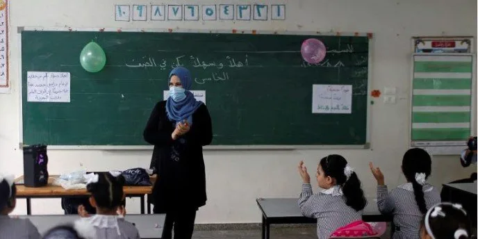 عبد اللطيف: نلتزم بالاستفادة من الخبرات العالمية لتعزيز جودة التعليم في المدارس الحكومية عبد اللطيف: نلتزم بالاستفادة من الخبرات العالمية لتعزيز جودة التعليم في المدارس الحكومية