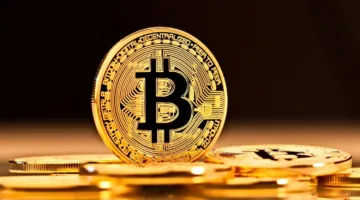 بيتكوين تسجل ارتفاعات تاريخية في مايو مع تزايد الدعم المؤسسي والتشريعي