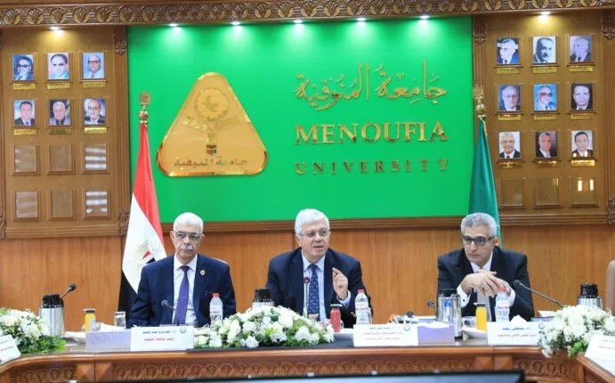 المجلس الأعلى للجامعات يعتمد الجدول الزمني للسنة الدراسية الجديدة ويعلن عن مجموعة من المبادرات والمشاريع الاستراتيجية. المجلس الأعلى للجامعات يعتمد الجدول الزمني للسنة الدراسية الجديدة ويعلن عن مجموعة من المبادرات والمشاريع الاستراتيجية.