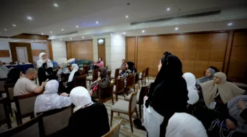 ندوات دينية لحجاج القرعة في مكة المكرمة لتوجيههم حول كيفية أداء مناسك الحج