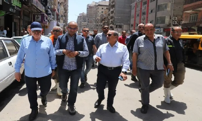 نائب وزير الإسكان يزور مواقع تجمع مياه الأمطار في الإسكندرية نائب وزير الإسكان يزور مواقع تجمع مياه الأمطار في الإسكندرية
