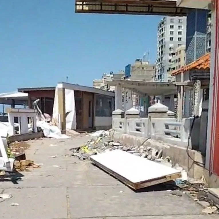 تقرير مركز السيطرة والعمليات في الإسكندرية يتناول 4 نتائج وخسائر جراء موجة الطقس المضطرب تقرير مركز السيطرة والعمليات في الإسكندرية يتناول 4 نتائج وخسائر جراء موجة الطقس المضطرب