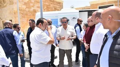 وزير الصحة يزور المستشفى المركزي في الحمام بمحافظة مطروح