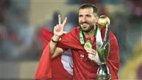 الأهلي يعبر عن تقديره لعلي معلول ويُثني على إنجازاته مع النادي