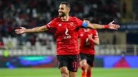 رسمياً.. الأهلي يؤكد مغادرة عمرو السولية