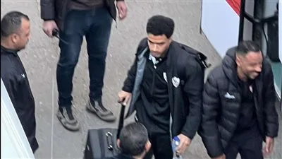وصول حافلة الزمالك إلى استاد القاهرة تحضيرًا لملاقاة فاركو في الدوري وصول حافلة الزمالك إلى استاد القاهرة تحضيرًا لملاقاة فاركو في الدوري